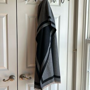 Cashmere scarf/wrap